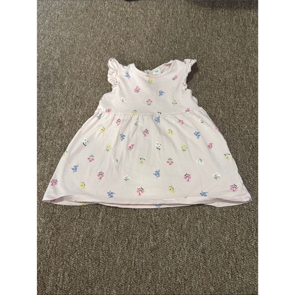 H&M Light Pink Floral Flutter-Sleeve Dress